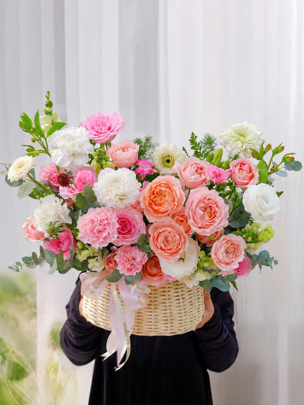 Giỏ Hoa Hồng Pastel Tặng Nàng 1 Giỏ Hoa Hồng Pastel Tặng Nàng